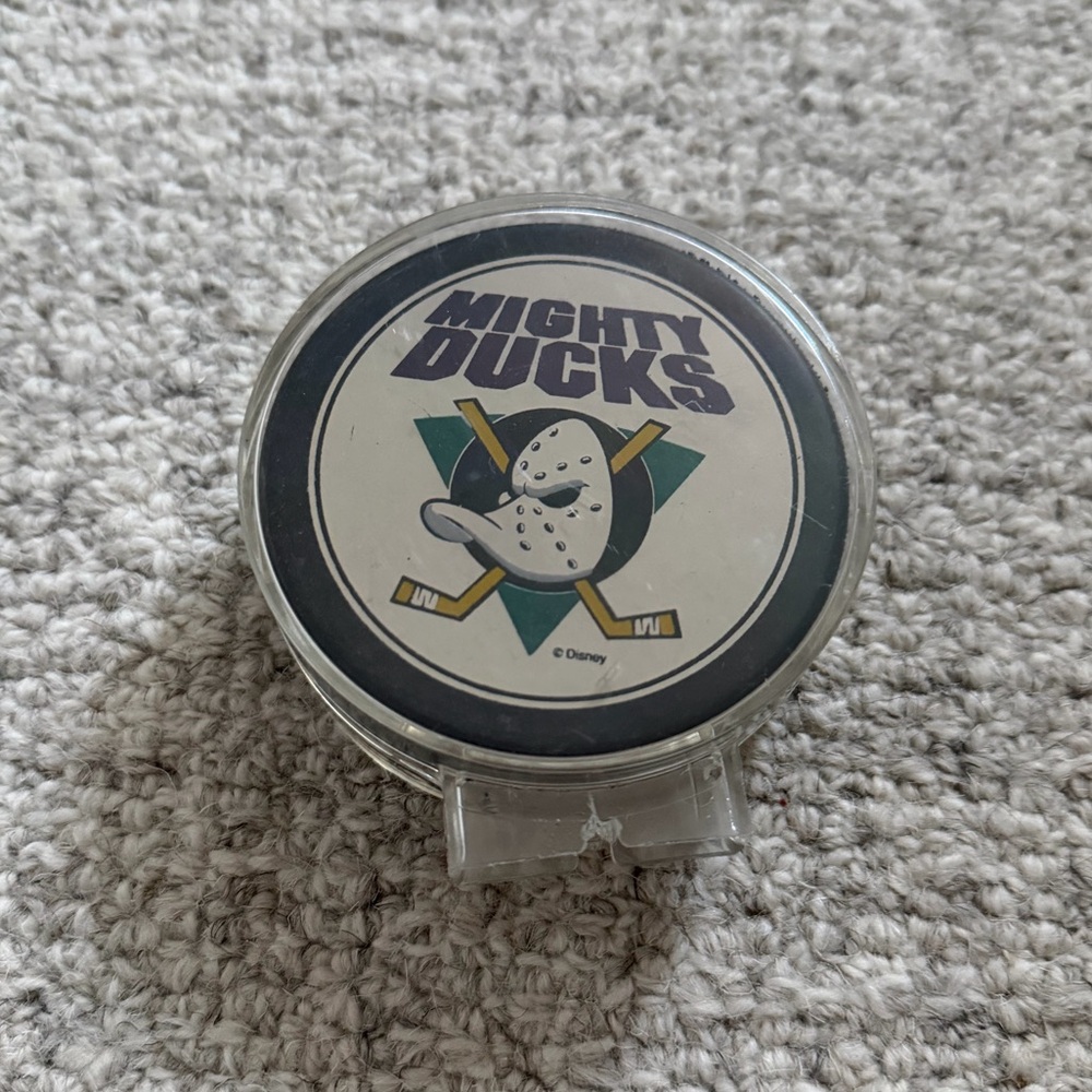 Mighty Ducks Hockey Puck Collectible Item from Inaugural Game 1993 - Picture 3 of 3